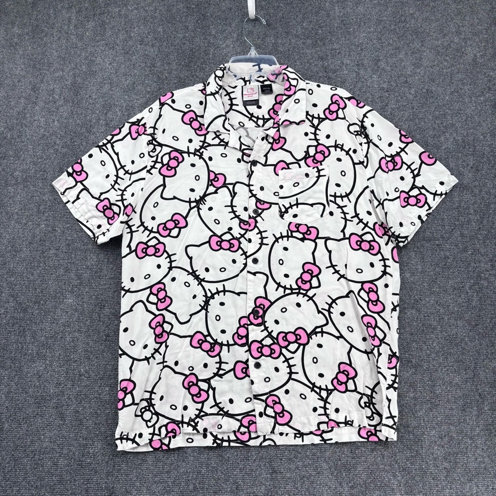 Hello Kitty Sanrio White Graphic Button Up Short Sleeve Shirt Women’s Large